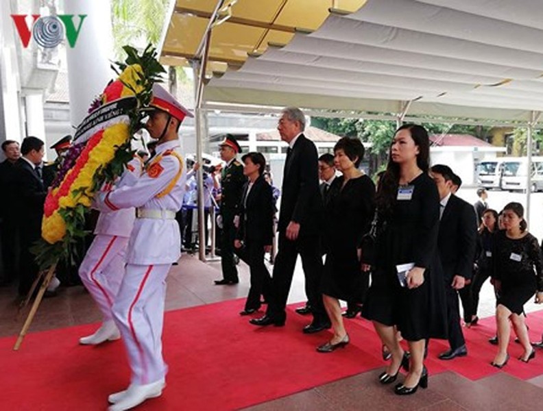Nhiều đoàn quốc tế tới viếng Chủ tịch nước Trần Đại Quang